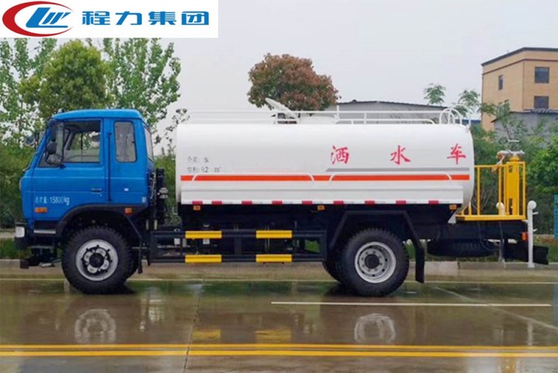 東風(fēng)老款12-15方灑水車(chē)