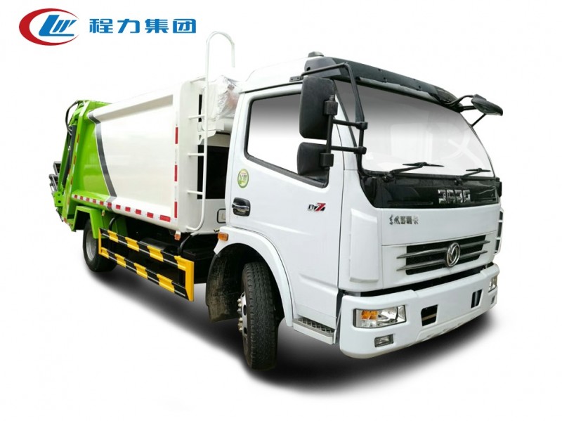 東風(fēng)多利卡8方壓縮式垃圾車(chē)