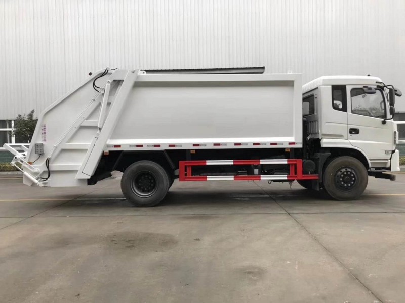 東風(fēng)專(zhuān)底10-14方壓縮垃圾車(chē)
