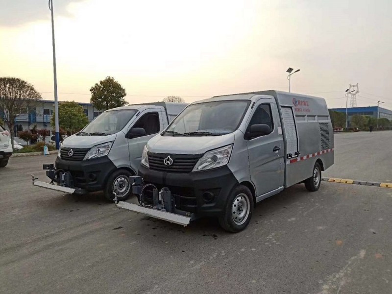 長(cháng)安路面高壓清洗車(chē)