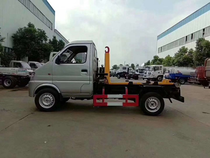 長(cháng)安3方勾臂式垃圾車(chē)（單輪）