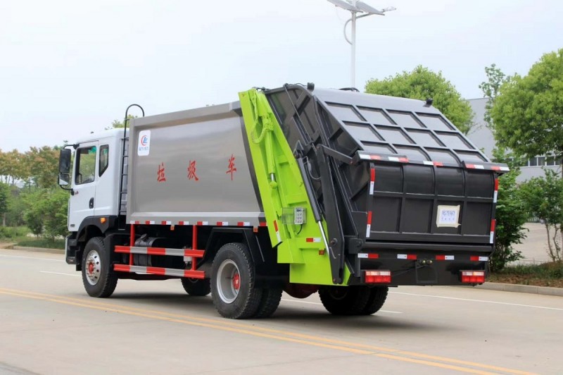 東風(fēng)D9壓縮垃圾車(chē)(10-12方)