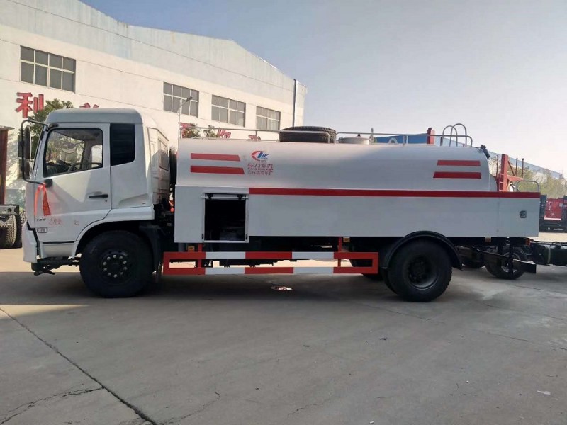 東風(fēng)天錦高壓清洗車(chē)