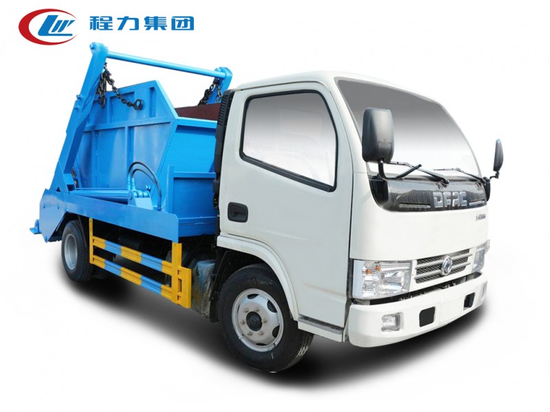 東風(fēng)小多利卡5-6方擺臂垃圾車(chē)