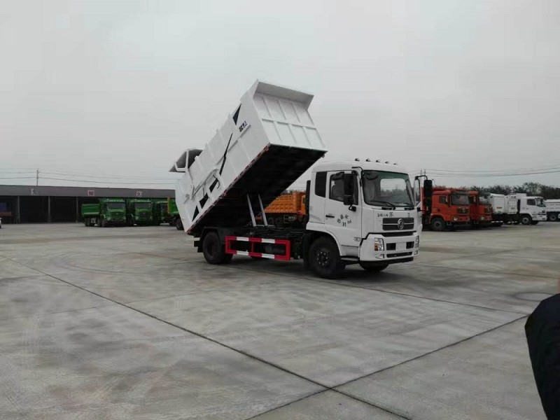 東風(fēng)天錦15-17方對接垃圾車(chē)