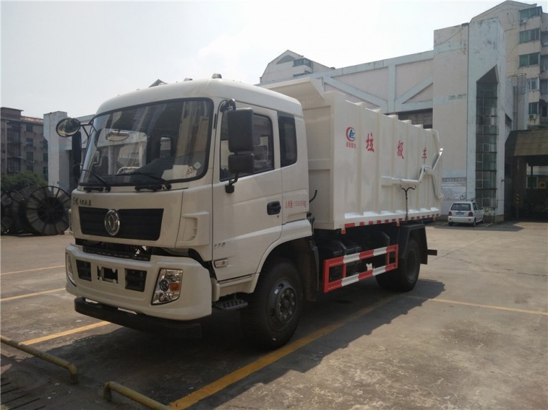 東風(fēng)專(zhuān)底12方對接垃圾車(chē)