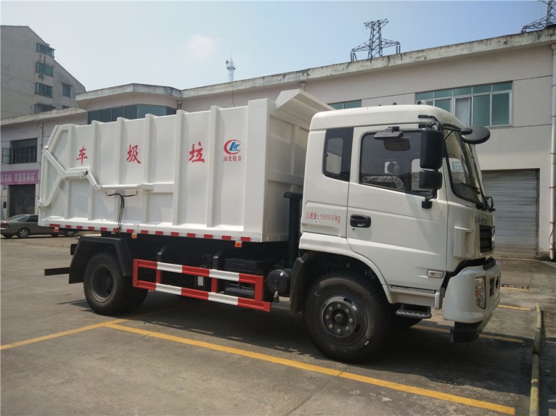 東風(fēng)專(zhuān)底12方對接垃圾車(chē)