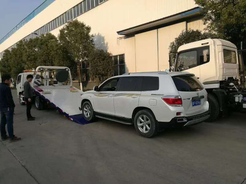 東風(fēng)多利卡藍牌一拖二清障車(chē)