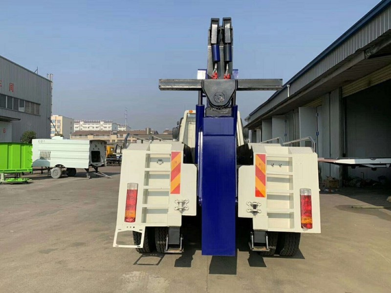 解放單橋拖吊聯(lián)體（一托一）清障車(chē)