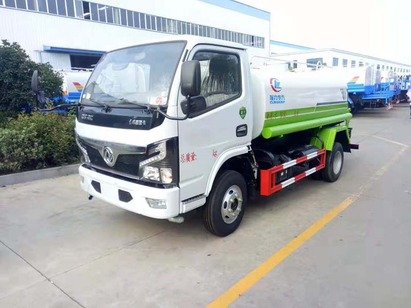 國六東風(fēng)5噸灑水車(chē)