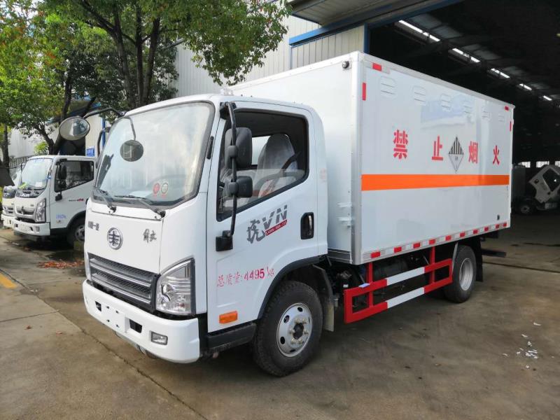 虎V雜項9類(lèi)危險物品廂式運輸車(chē)圖片