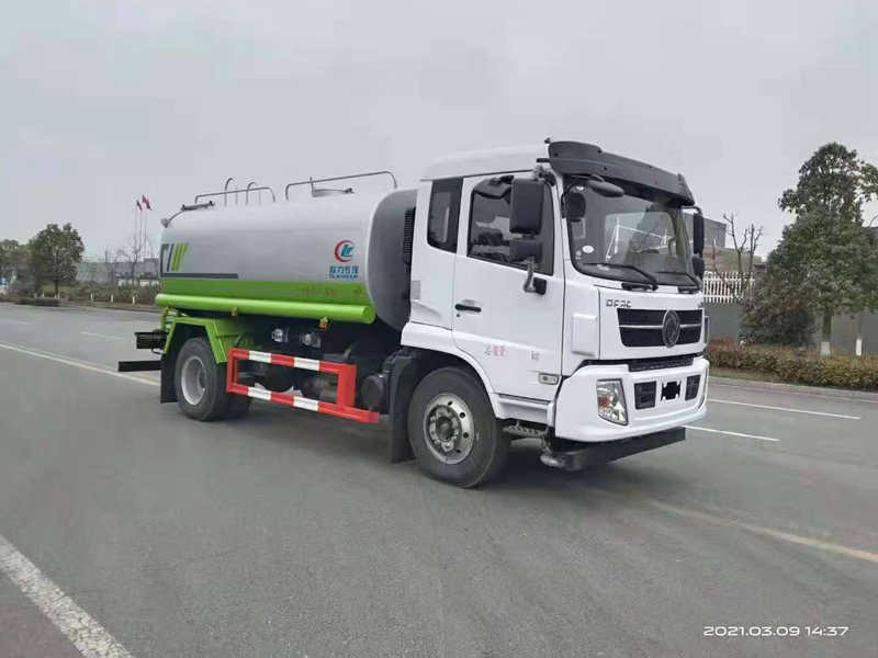 東風(fēng)福瑞卡F9灑水車(chē)
