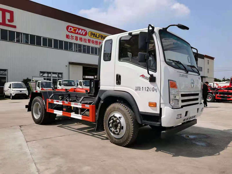 大運勾臂式垃圾車(chē)（黃牌）