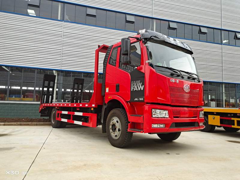 解放J6平板運輸車(chē)