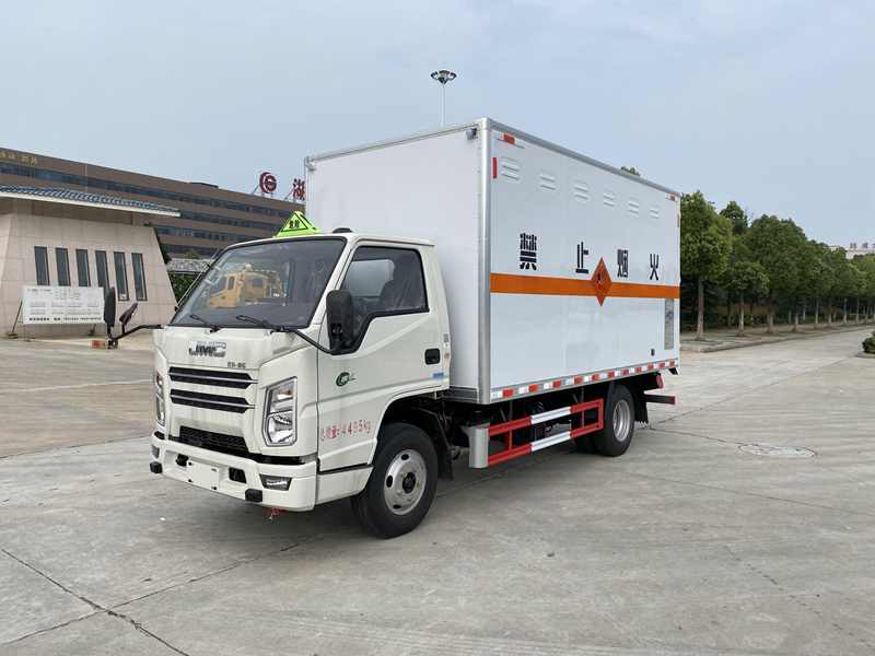 江鈴順達爆破器材運輸車(chē)(黃牌)