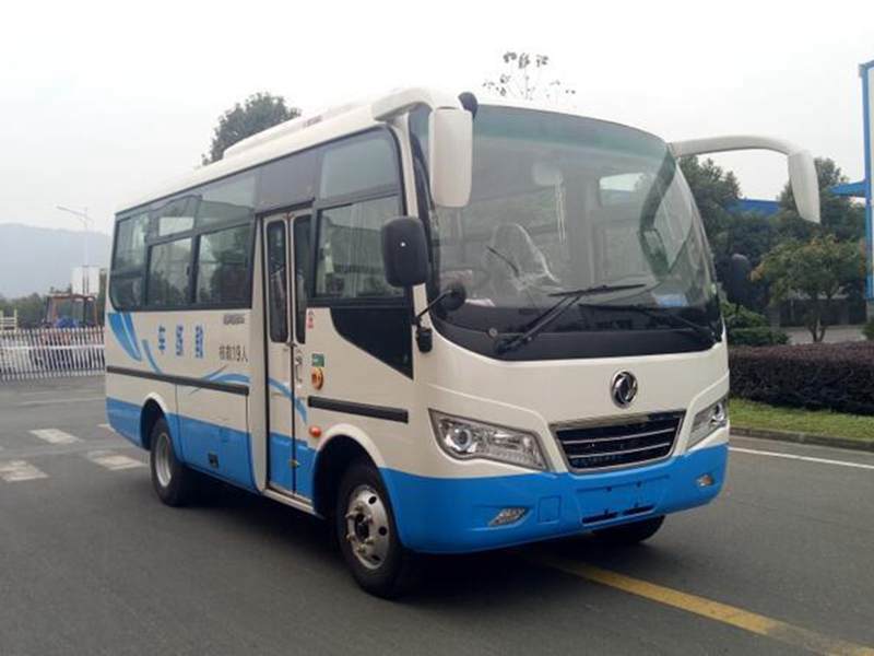 東風(fēng)B1教練車(chē)