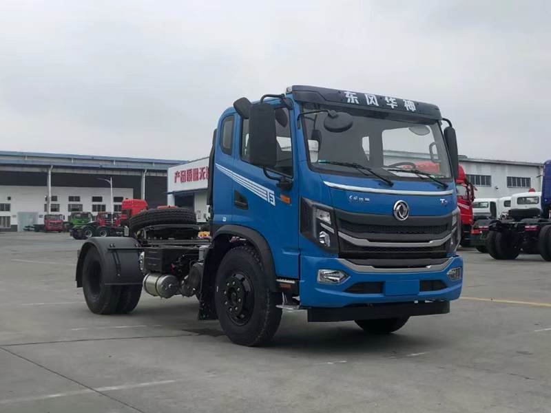 東風(fēng)華神半掛教練車(chē)